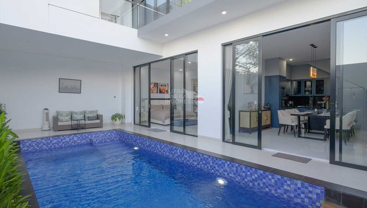 Villa 4 Bed 5,9 M Padonan Canggu BR-2016