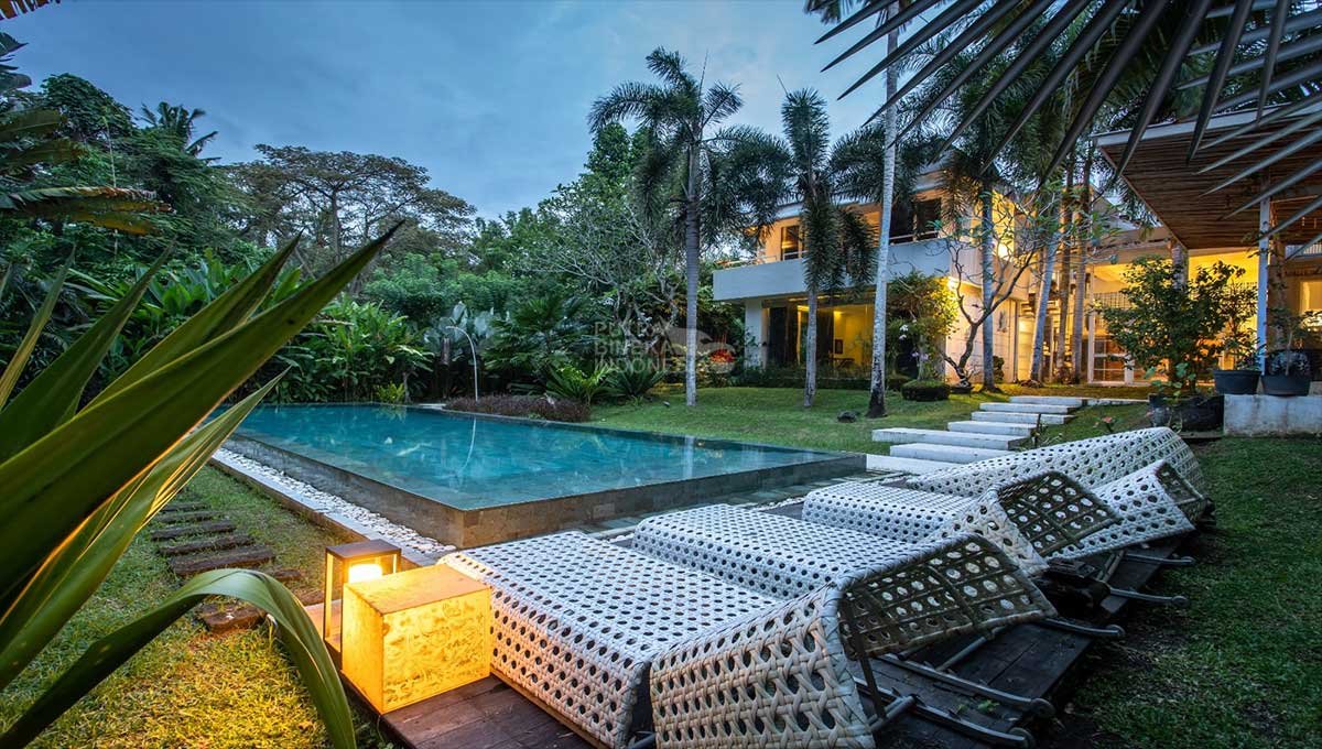 Villa Retro 3 Bed Jl. Pantai Kedungu, Tabanan KC-2244