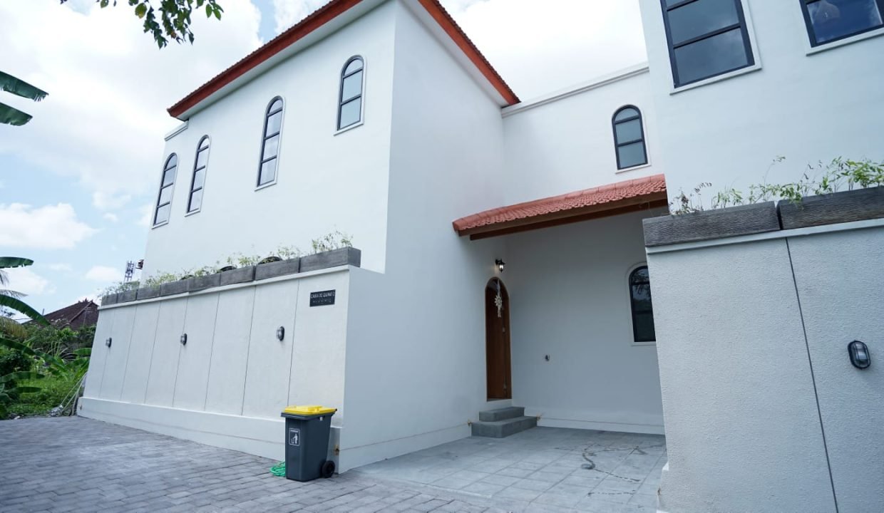 WhatsApp Image 2024-09-25 at 14.56.43 (1)