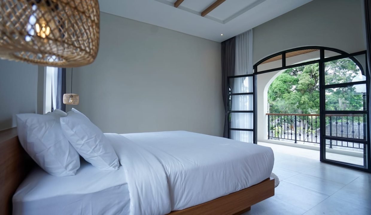 WhatsApp Image 2024-09-25 at 14.56.44 (1)