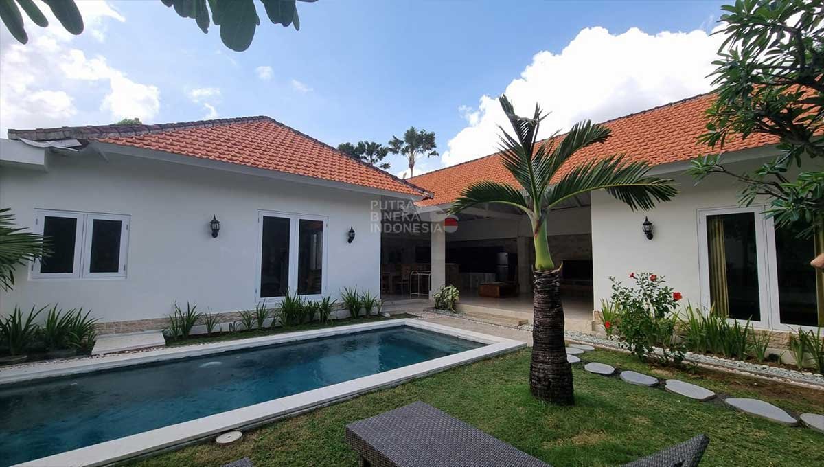 Disewakan Villa 3 Bed BatuBelig-Seminyak,Badung AT-2042