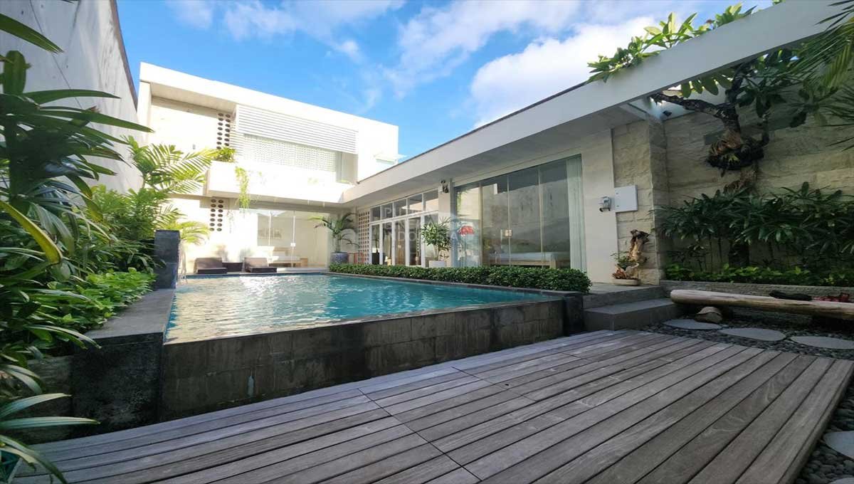 Villa Sewa 3 Bed Dewi Sri Seminyak,Badung-Bali PU-2086