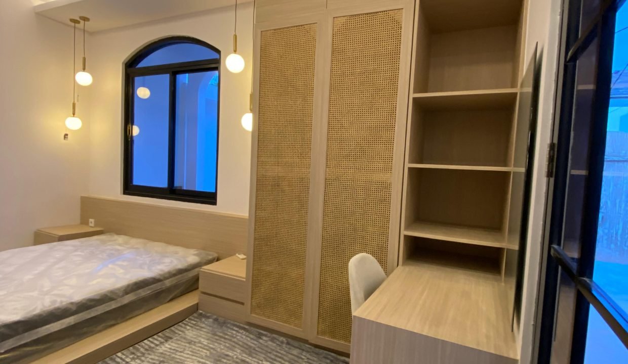 WhatsApp Image 2025-02-11 at 09.30.16