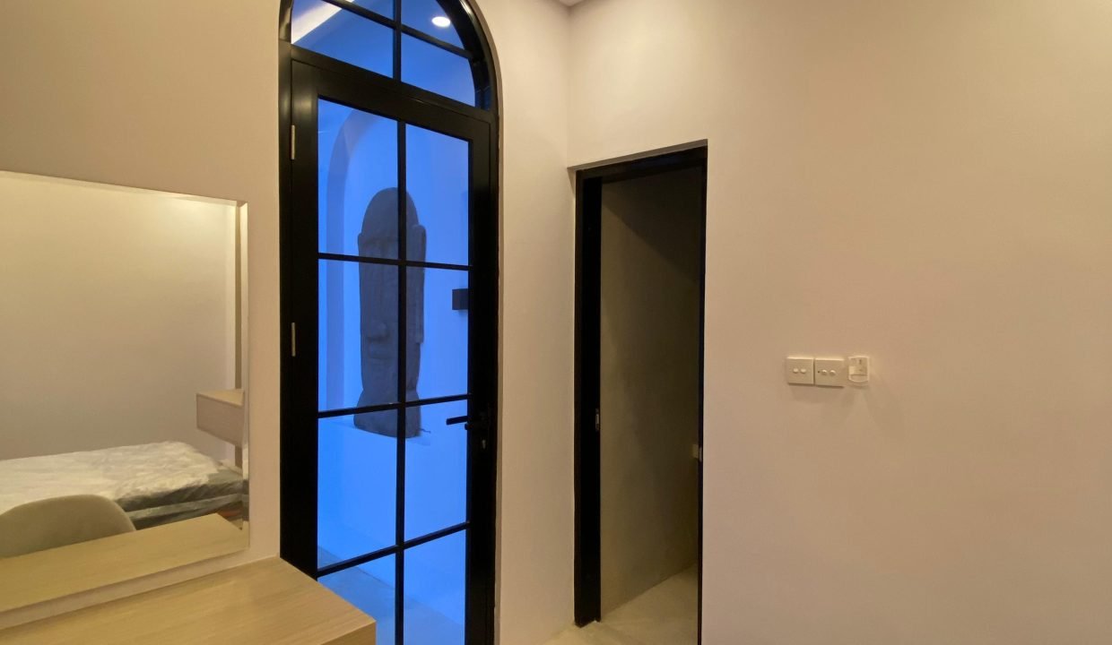 WhatsApp Image 2025-02-11 at 09.30.18