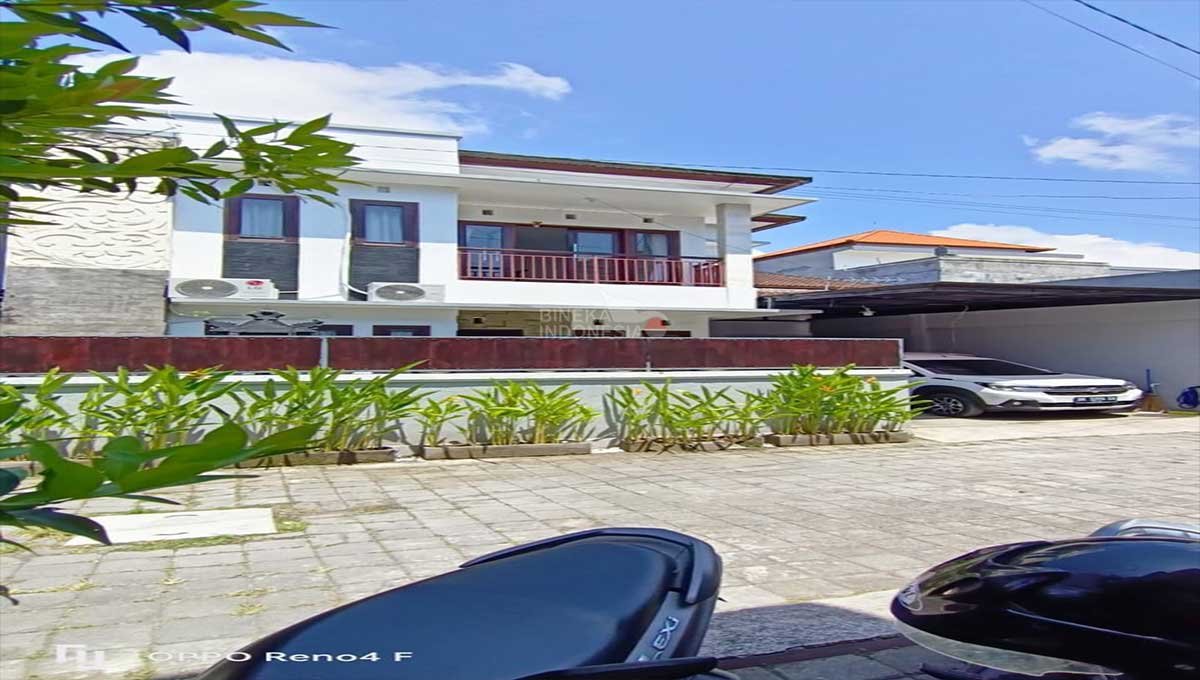 House Modern 3 Bed Jln Ahmad Yani,Denpasar BR-2434