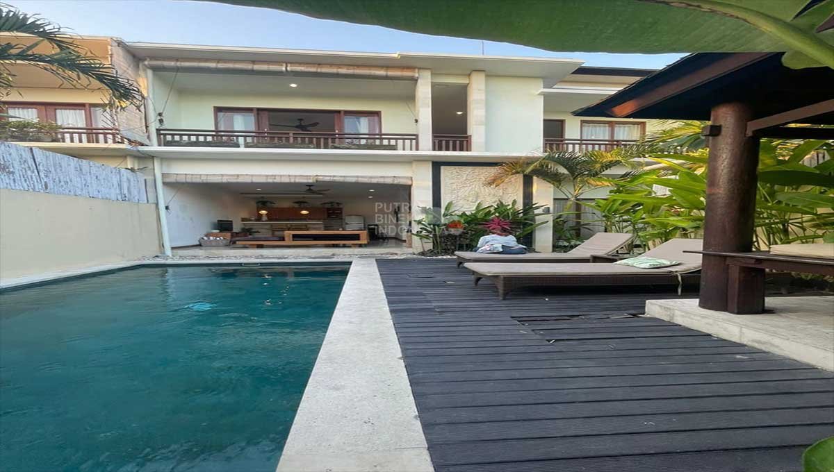 Villa for Annual Rental 3. bed 350 million Kerobokan DM-1697