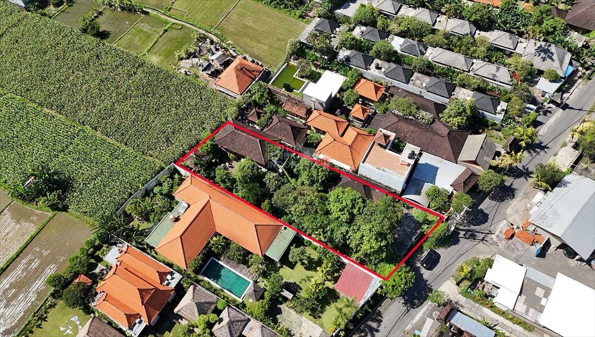 Land Bonus Villa Building 10 Are Ketewel KD-2965