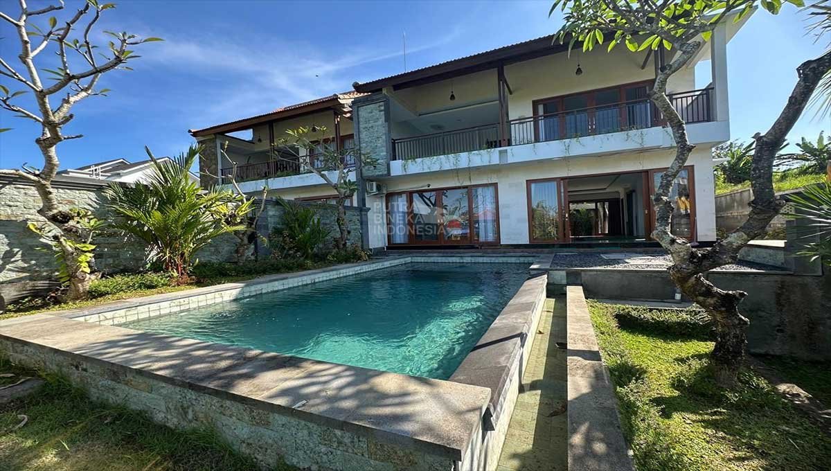 Villa Modern 3 Bed Tegenungan Sukawati RT-3023