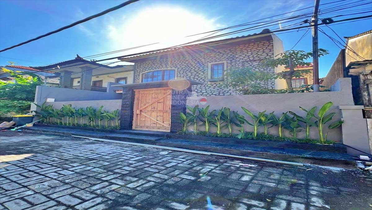Villa Modern 3 Bed Seminyak,Badung Bali YT-3001