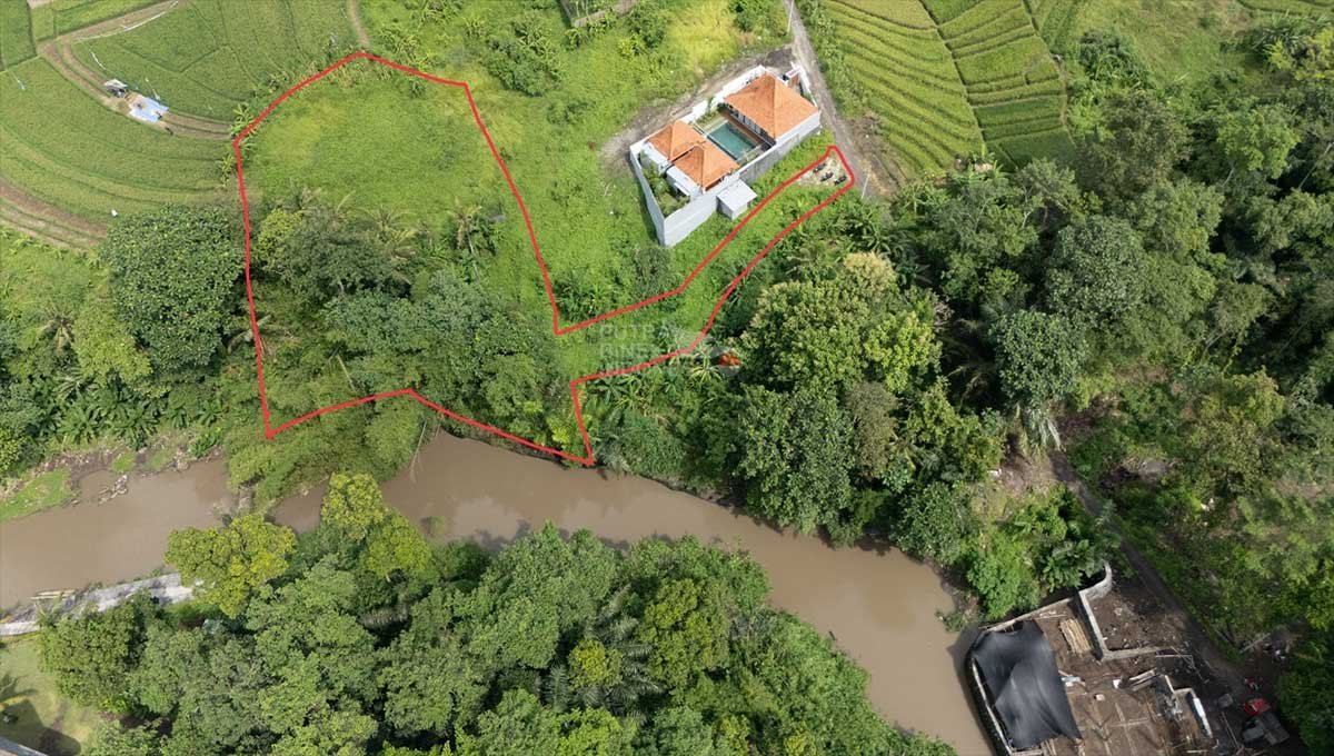 Land 24.5 Are Kaba-Kaba, Tabanan Bali YT-3003