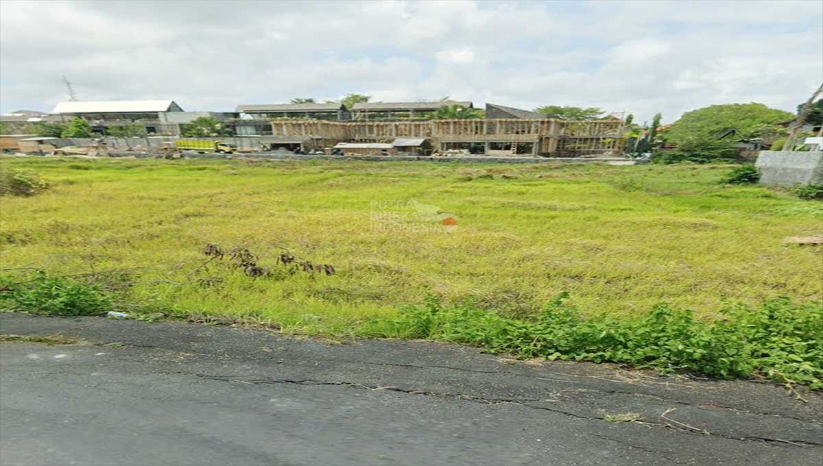 Land For Rent 10 Are in Berawa,Canggu Bali KC-3131