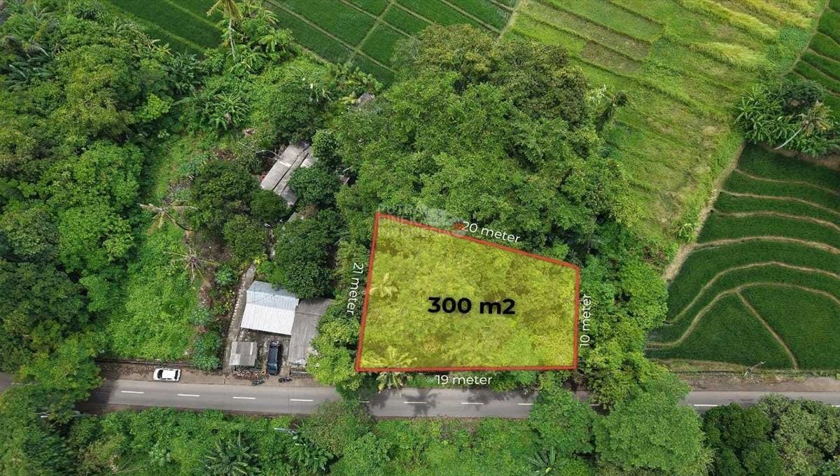 Land 3 Are Main Road of Nyanyi Beach, Tabanan SH-3227