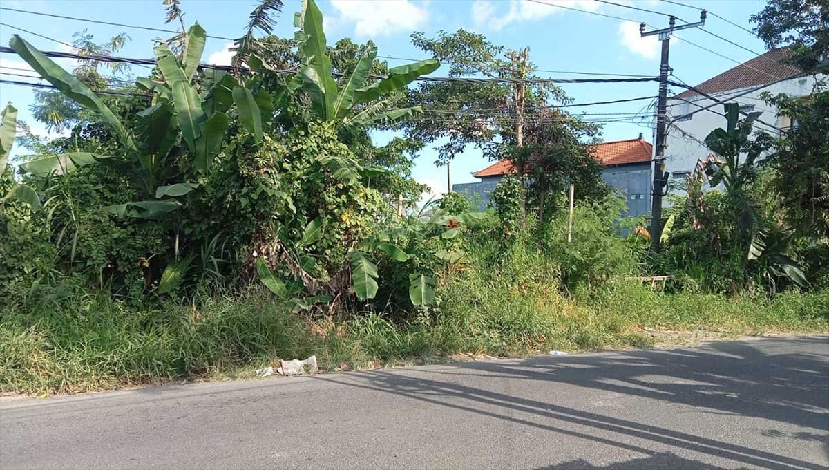 Premium Land 10 Are In Munggu Main Road ST-3285