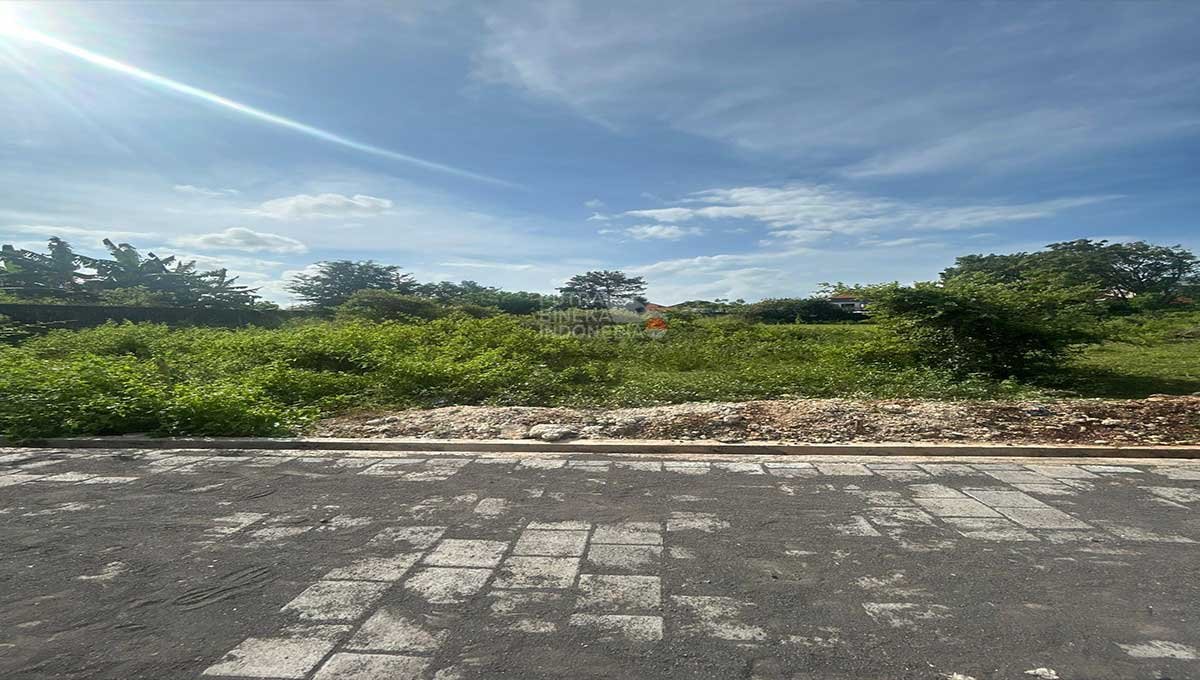 Land 1 Are And 1,5 Are In Jln Teratai,Tabanan JH-3364