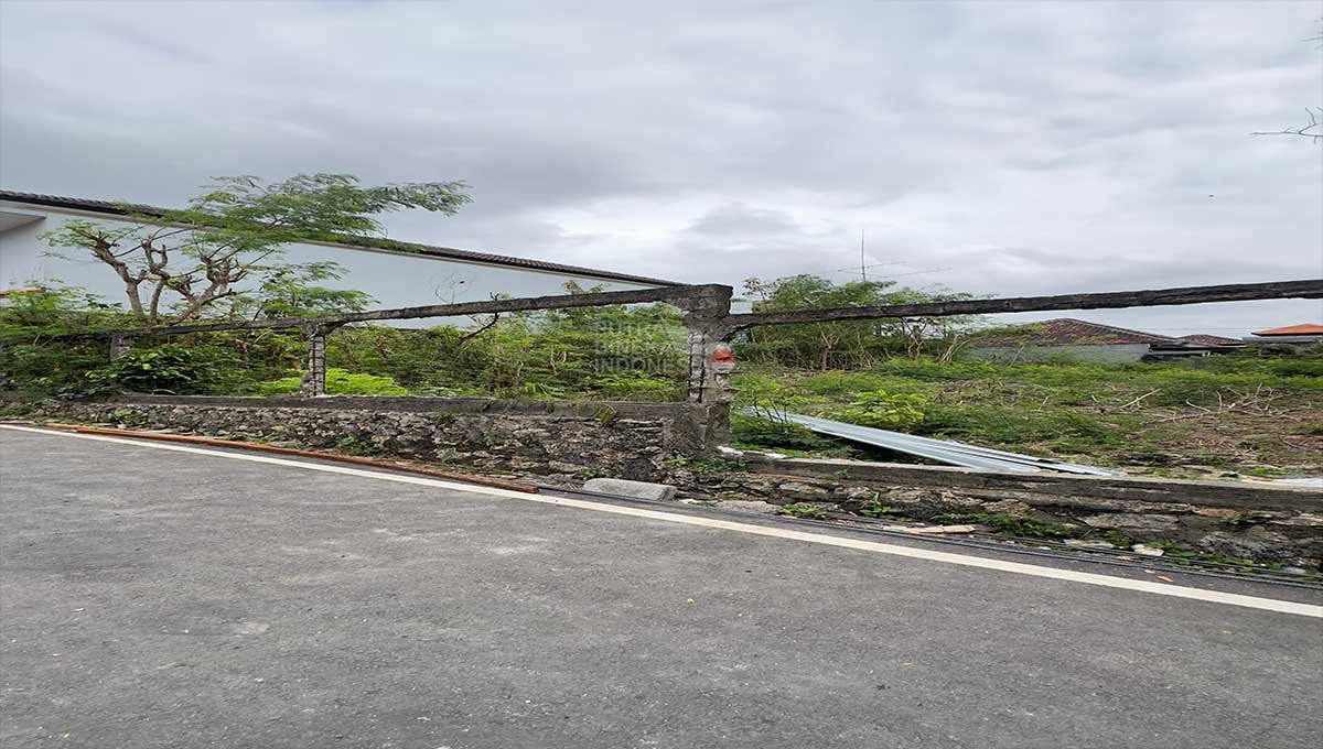 Plot Land 1,52 Are To 1,57 Are In Benoa Bali JH-3370