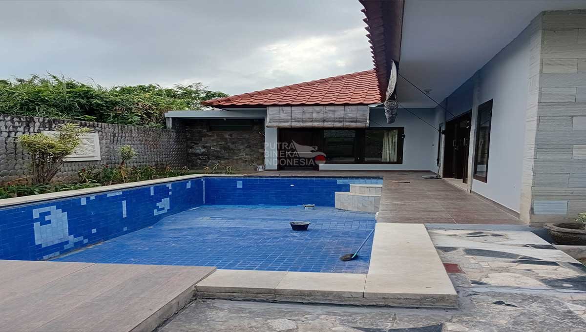 House For Rent 2 Bed In Jln Dewi Saraswati Seminyak KD-3529