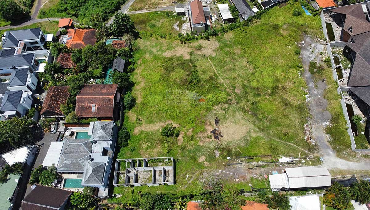 Commercial Land 16 Are In Pererenan,Badung  ST-3536