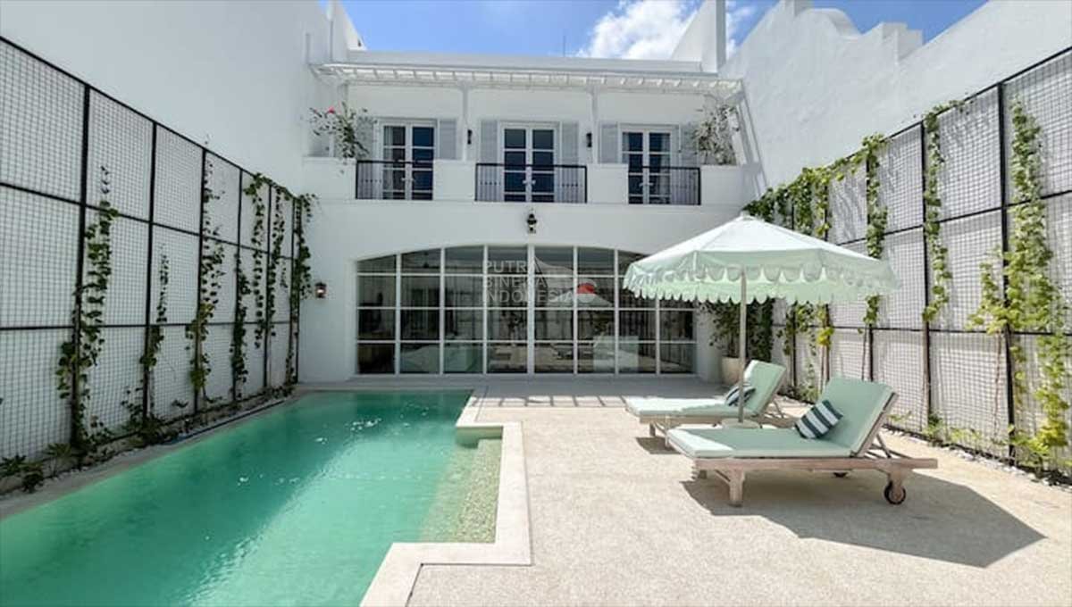Villa For Rent 4 Bed In Berawa,Tibubeneng Bali PO-3732
