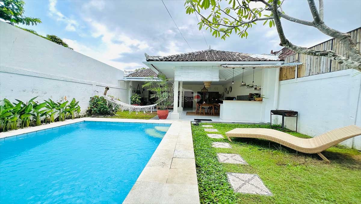 Villa For Rent 2 Bed In Seminyak,Badung Bali RS-3794