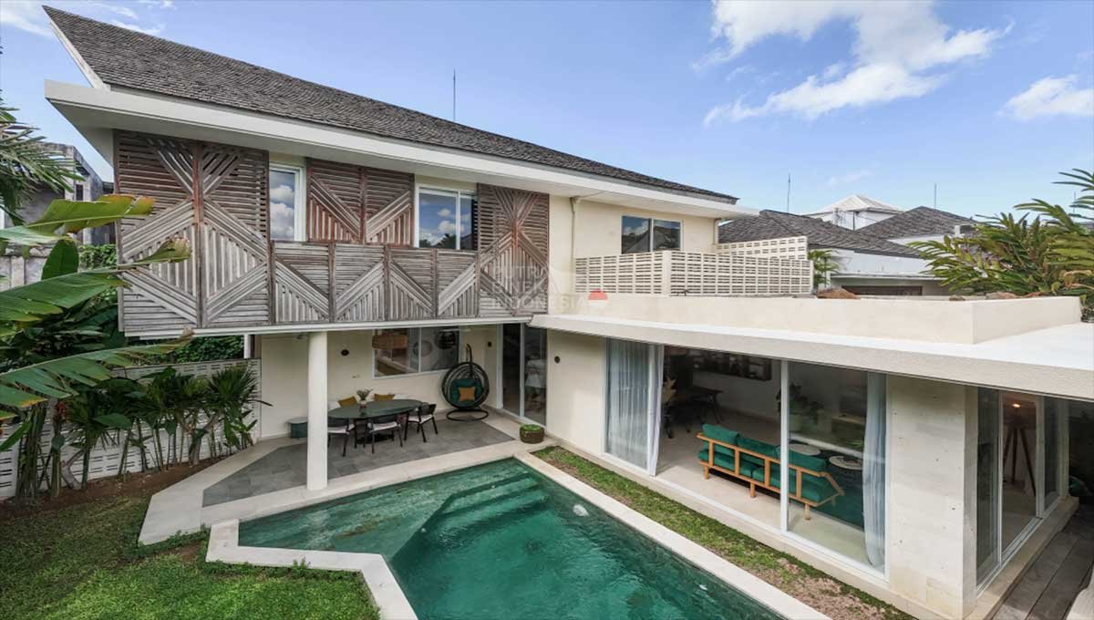 Villa For Rent 3 Bed In Berawa,Tibubeneng Bali EK-3826