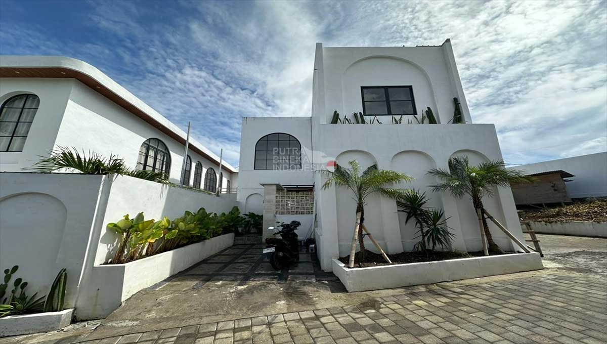 Villa For Rent 3 Bed In Cepaka Near Tumbak Bayuh PR-2862