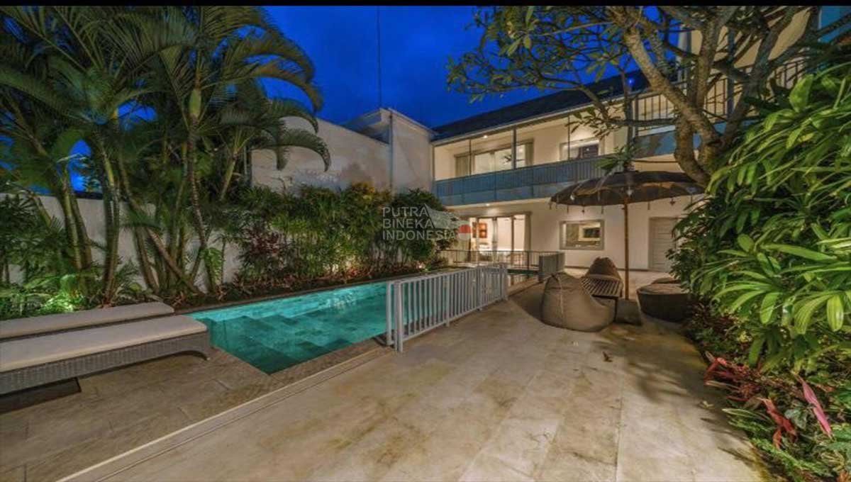 Villa For Rent 4 Bed In Berawa,Tibubeneng Bali LU-3938