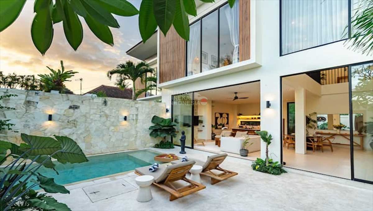 Villa For Rent 3 Bed In Batu Bolong,Canggu Bali PO-3872