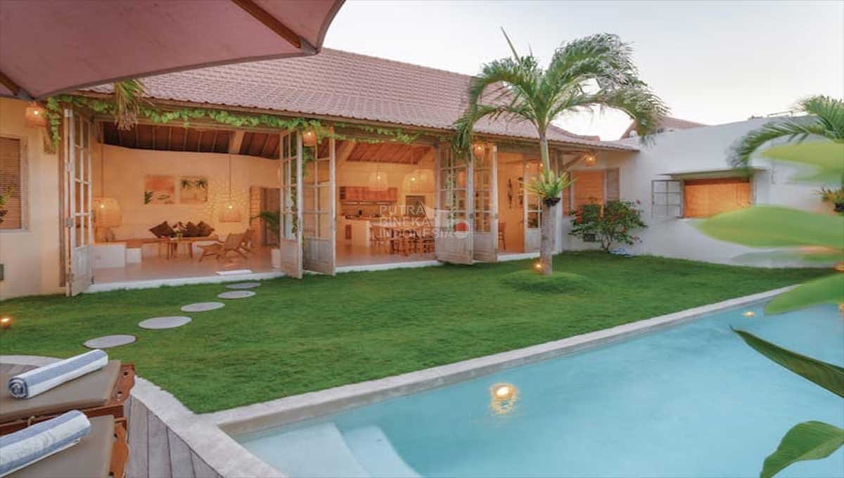 Villa For Rent 4 Bed In Bumbak,Umalas Kerobokan PO-3961