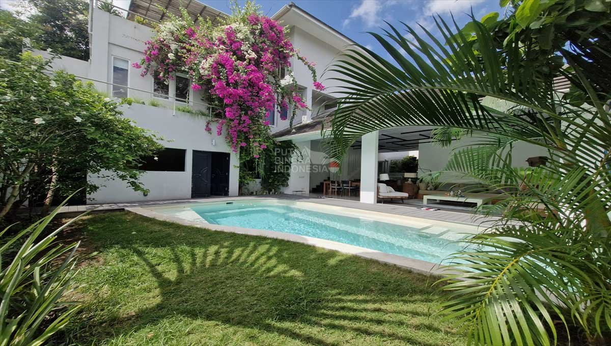 Modern Villa For Rent 2 In Jl Bina Sena,Umalas,Bali PU-3925