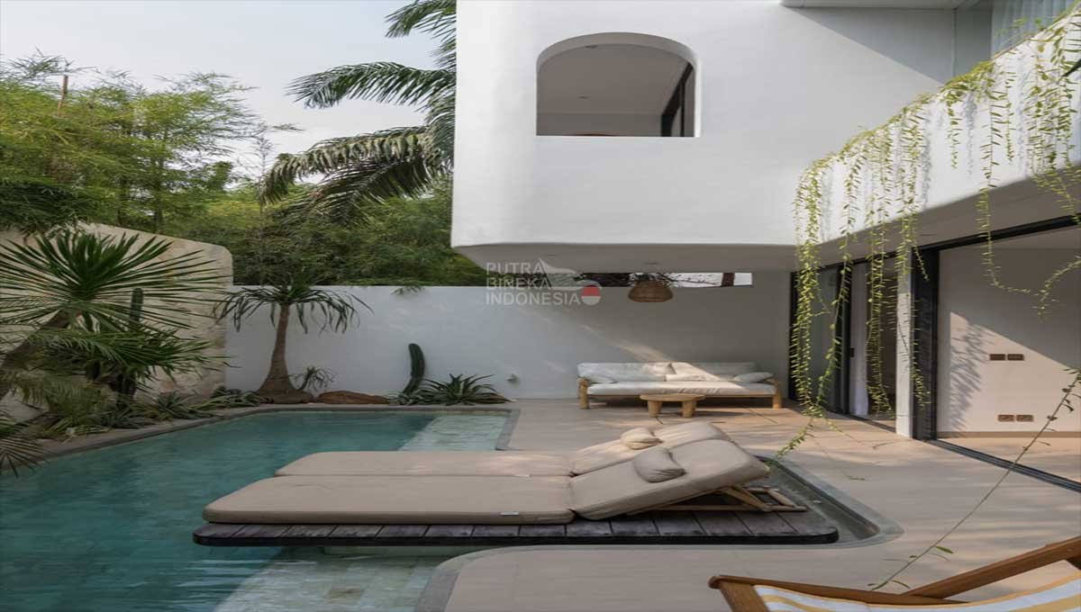 Villa For Rent 3 Bed In Berawa,Tibubeneng Bali PO-4017