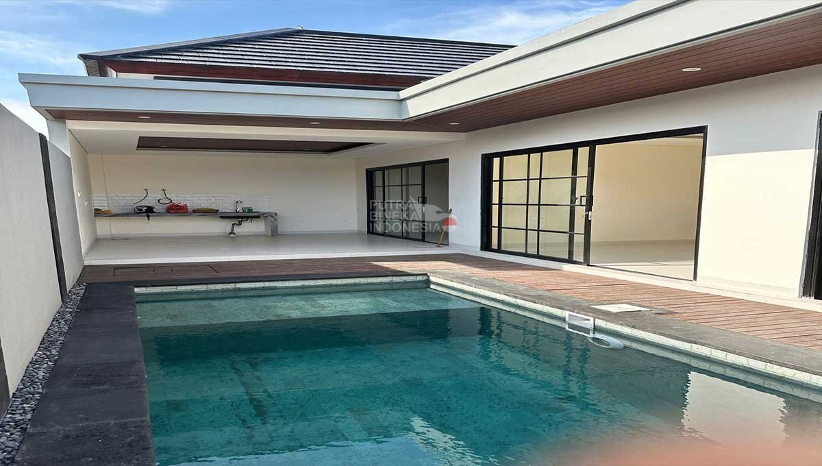 Villa For Rent 3 Bed In Canggu,Badung Bali SH-4077
