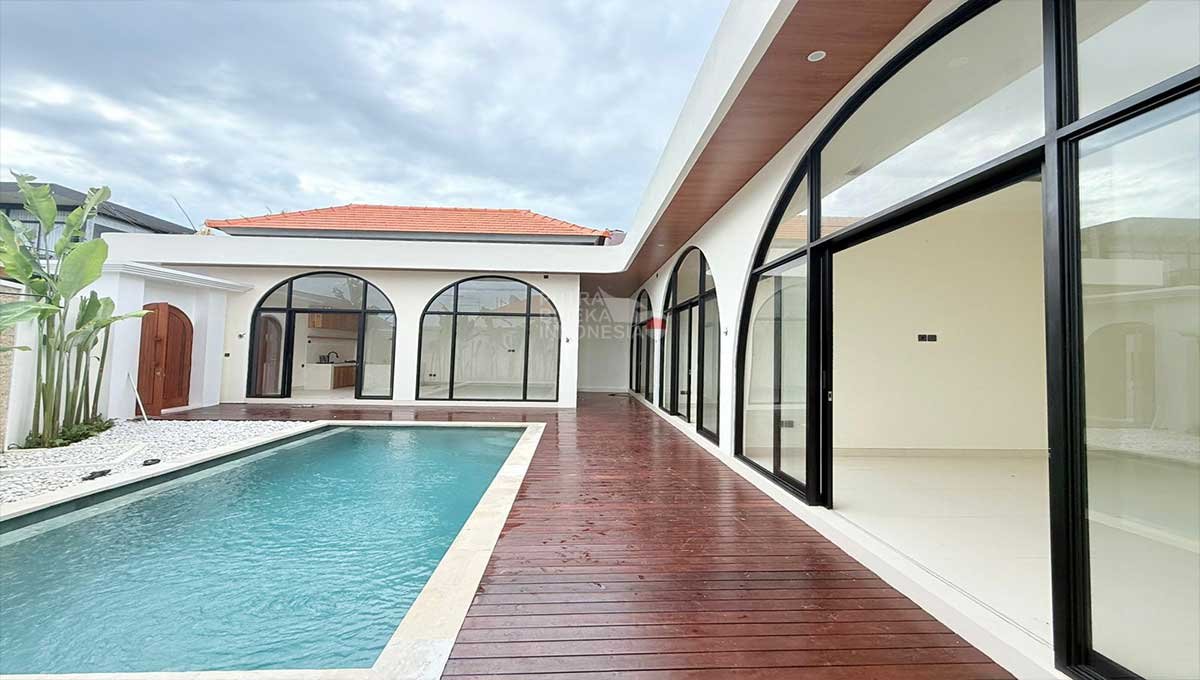 Villa For Rent 3 Bed In Pererenan,Badung Bali PO-4128