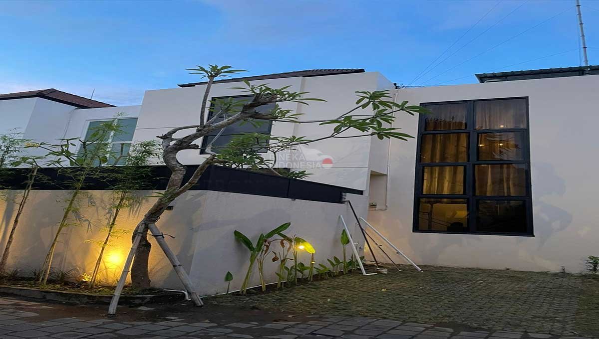 Villa For Rent 2 Bed In Kerobokan,Badung Bali TN-4121