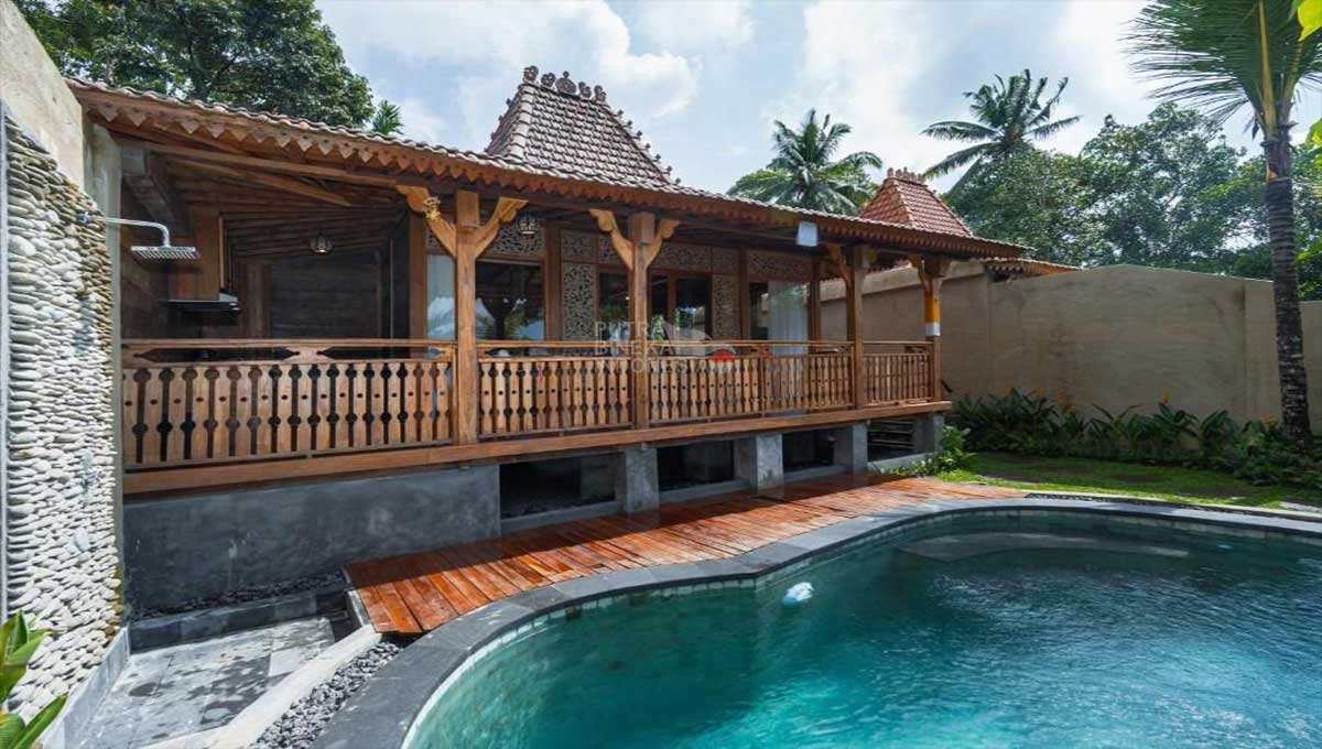 Land for sale with bonus villa building In Ubud Bali IJ-4194